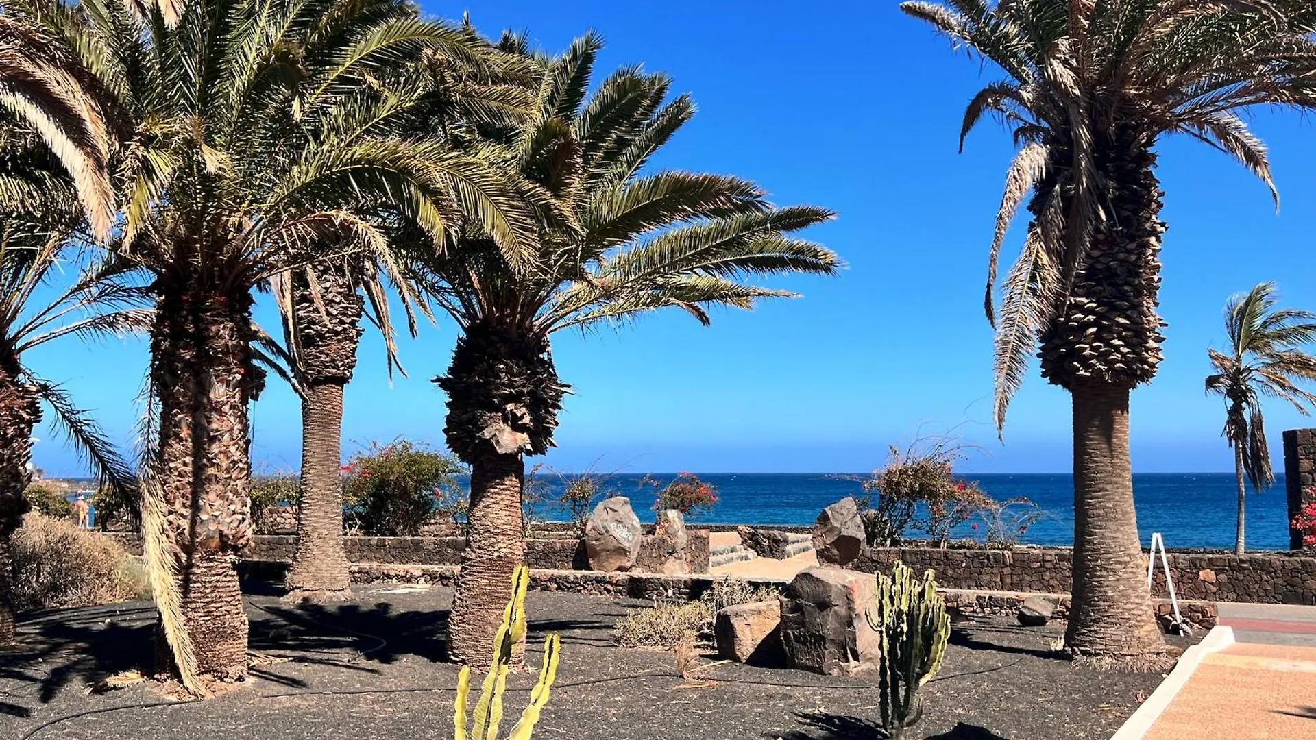 בית נופש הוילה קוסטה טגוויסה Sea View